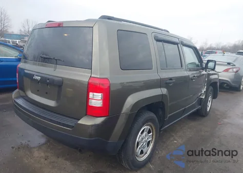 2015 Jeep Patriot Sport из США, поврежденный, VIN 1C4NJPBA4FD328234